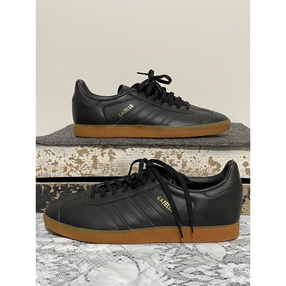 Adidas Gazelle Core Black Leather Gum Sole Sneakers BD7480 Mens 9.5
